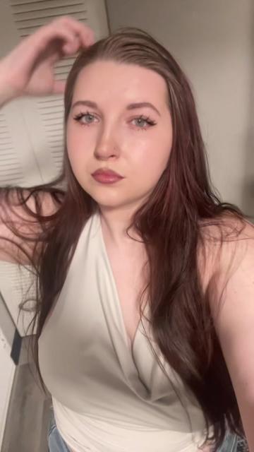 @Hayleigh rose🥀