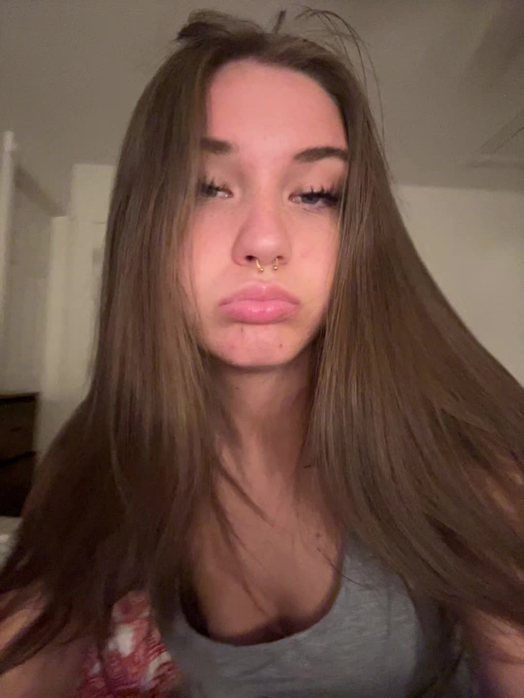 @raeee🕸️