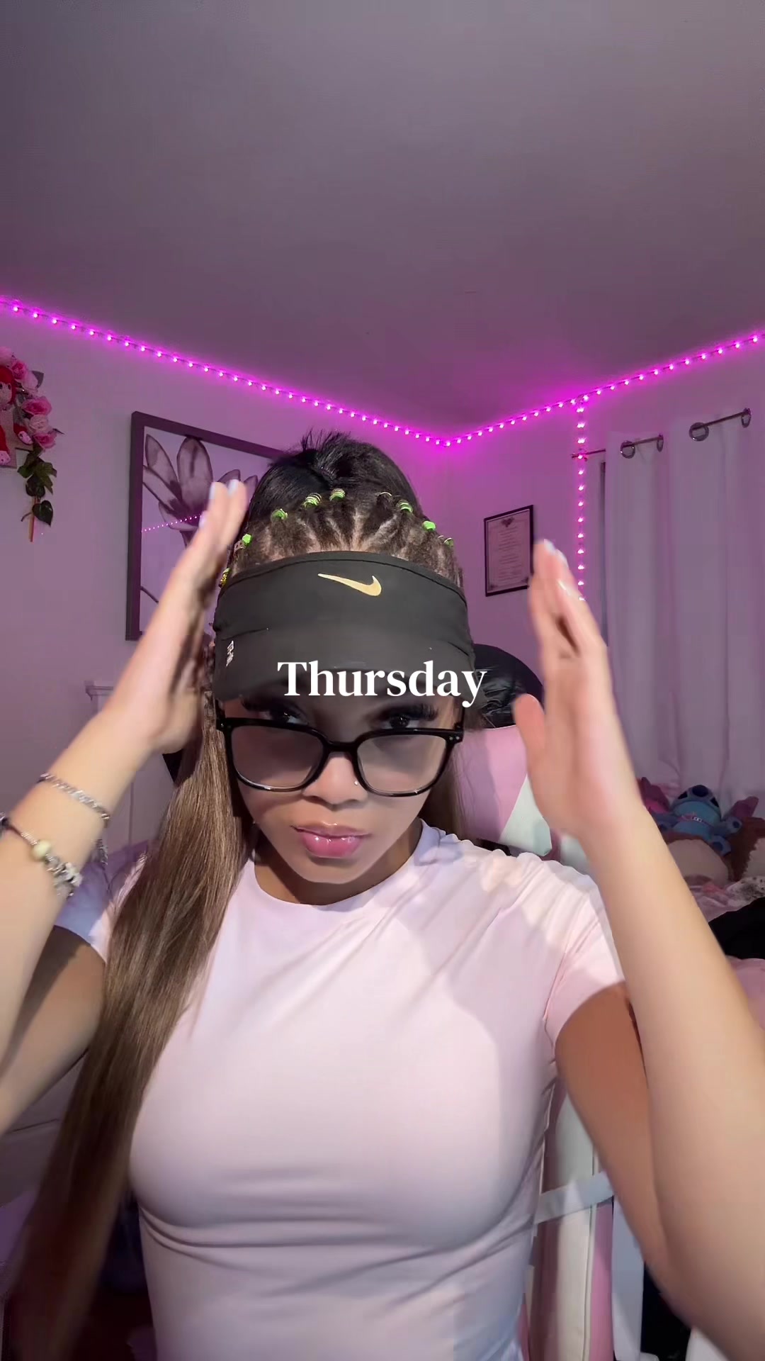 @👱🏽♀️
