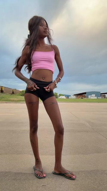 @Offical Bella