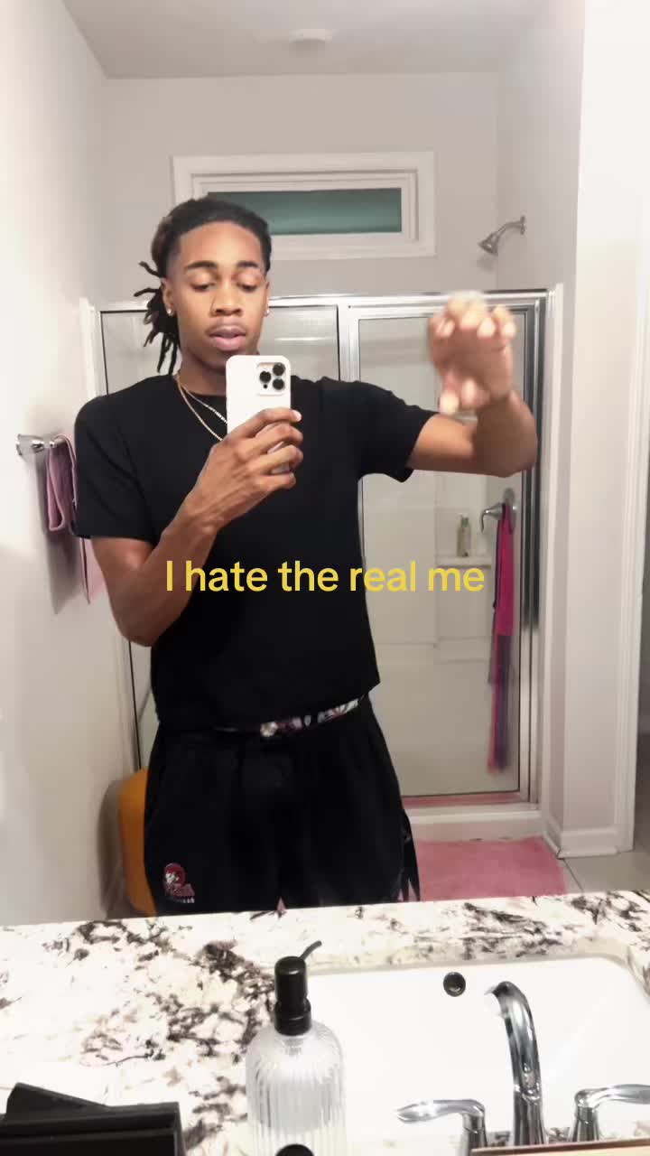 @IHateTopShark🦈
