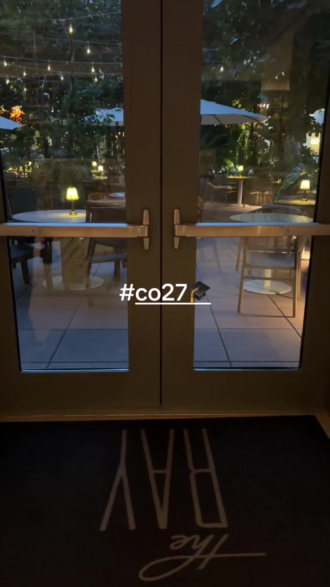 @vavaa