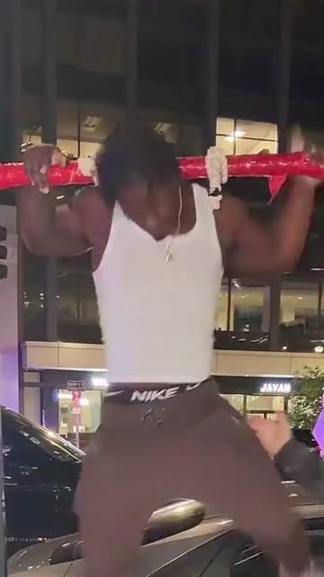 @Hanging bar challenge