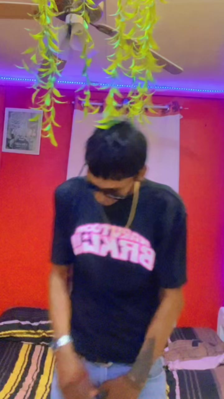 @.ITZVICKASH_๐ฌ๐พ/๐ง๐ง