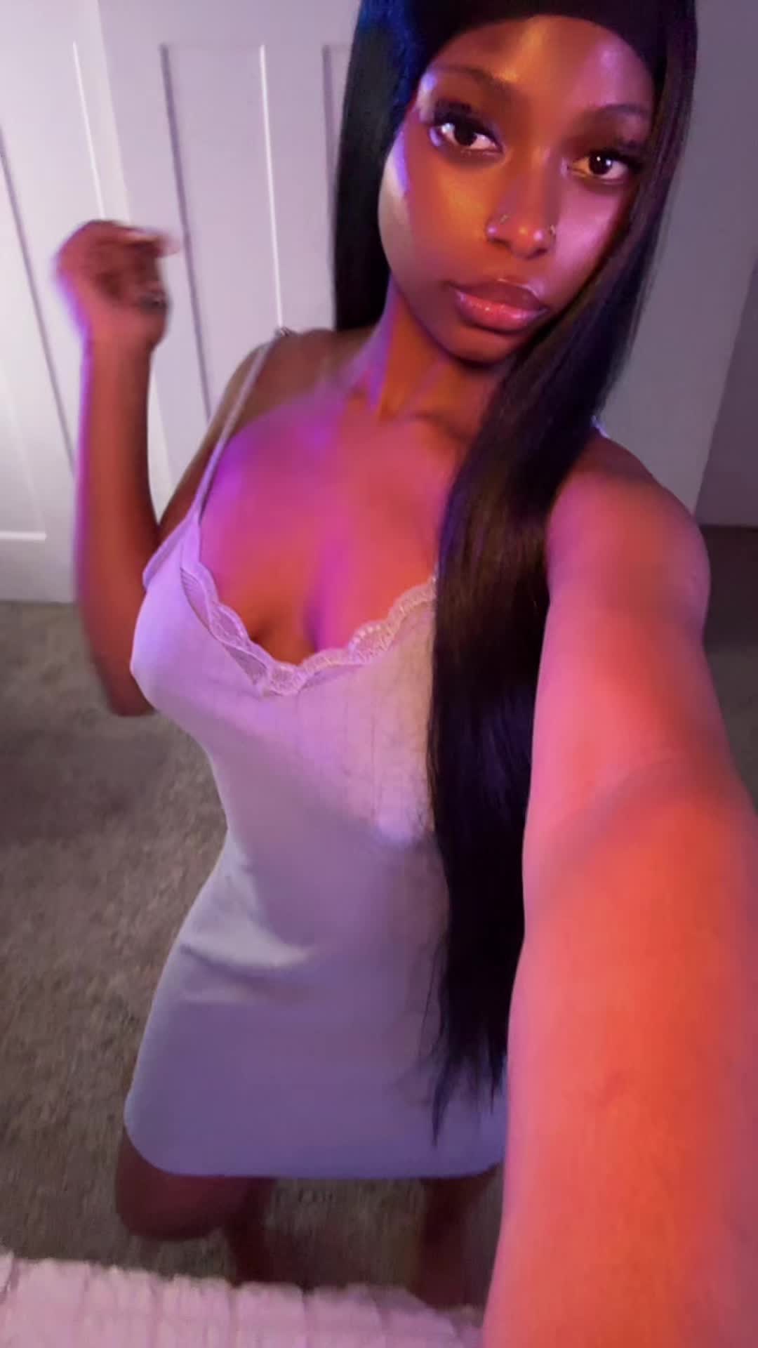 @realgabriellaa
