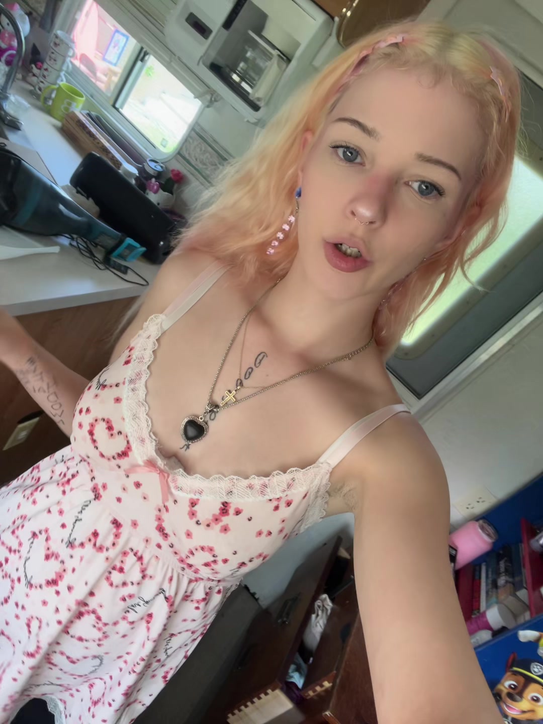 @v