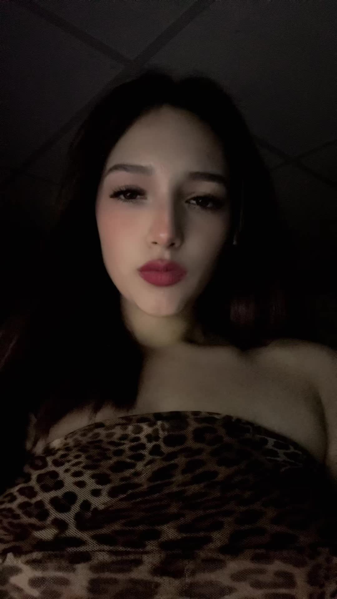 @๐๐โฏโฏ๐