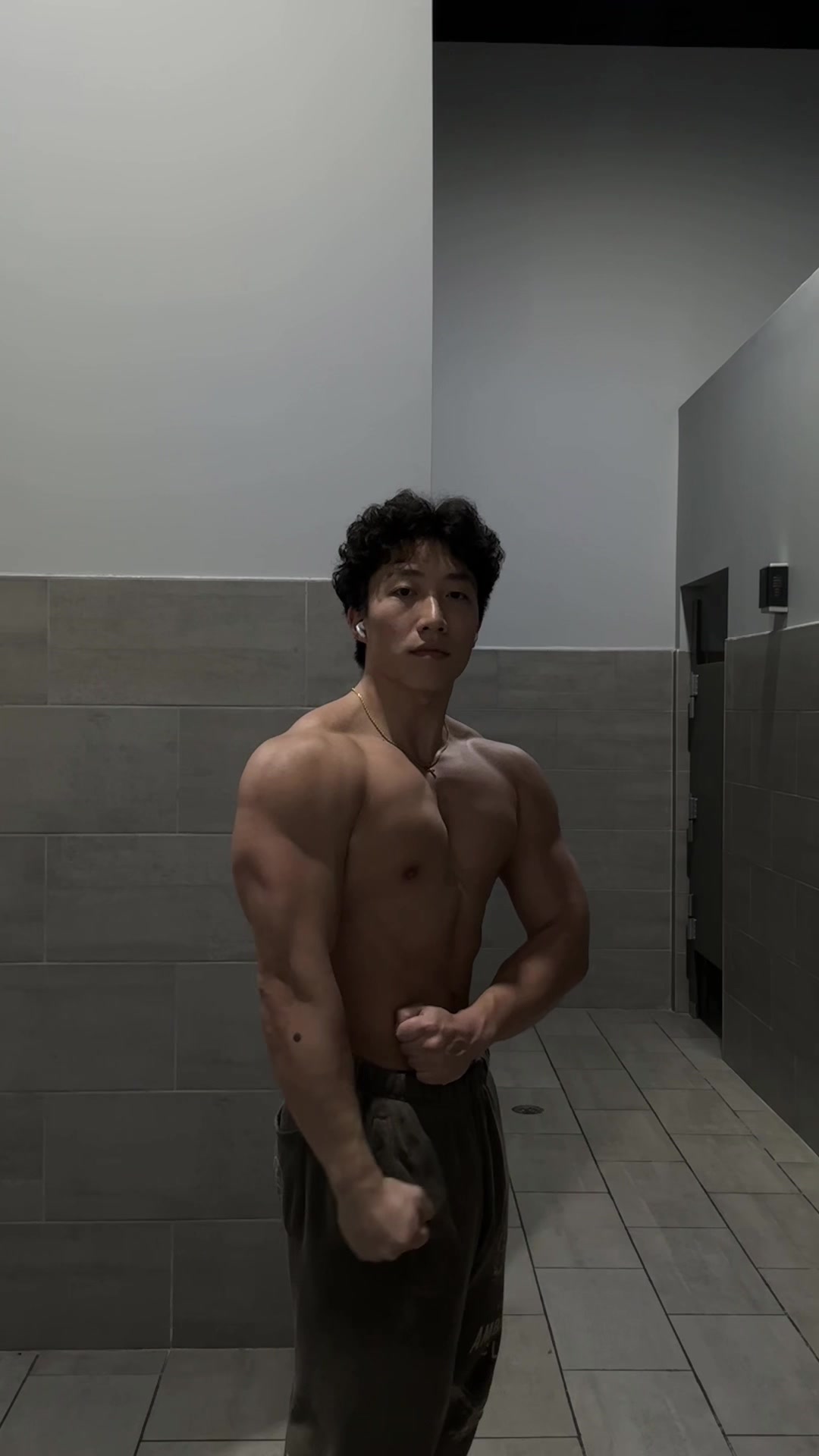 @Yili
