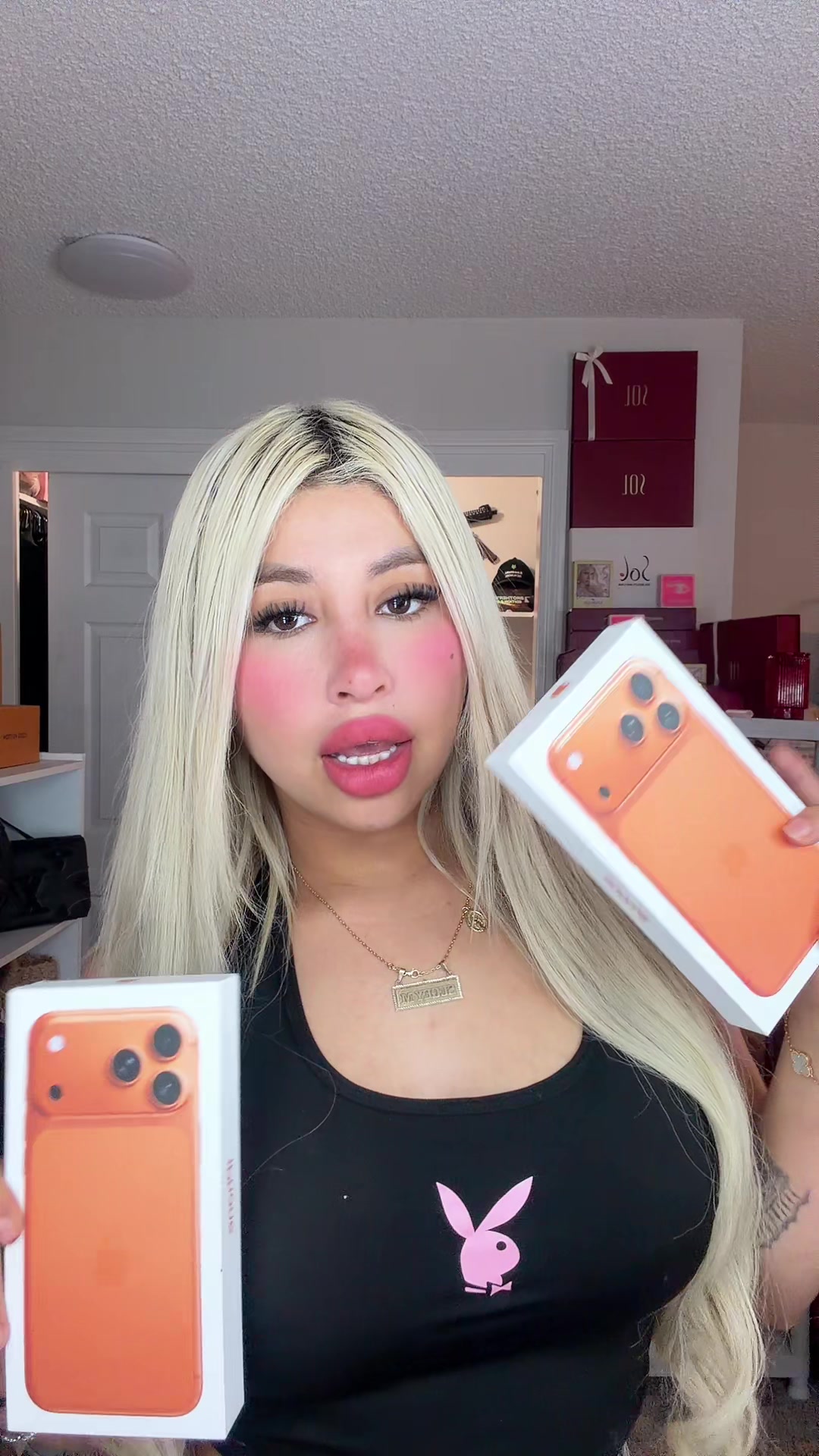 @Angiie28