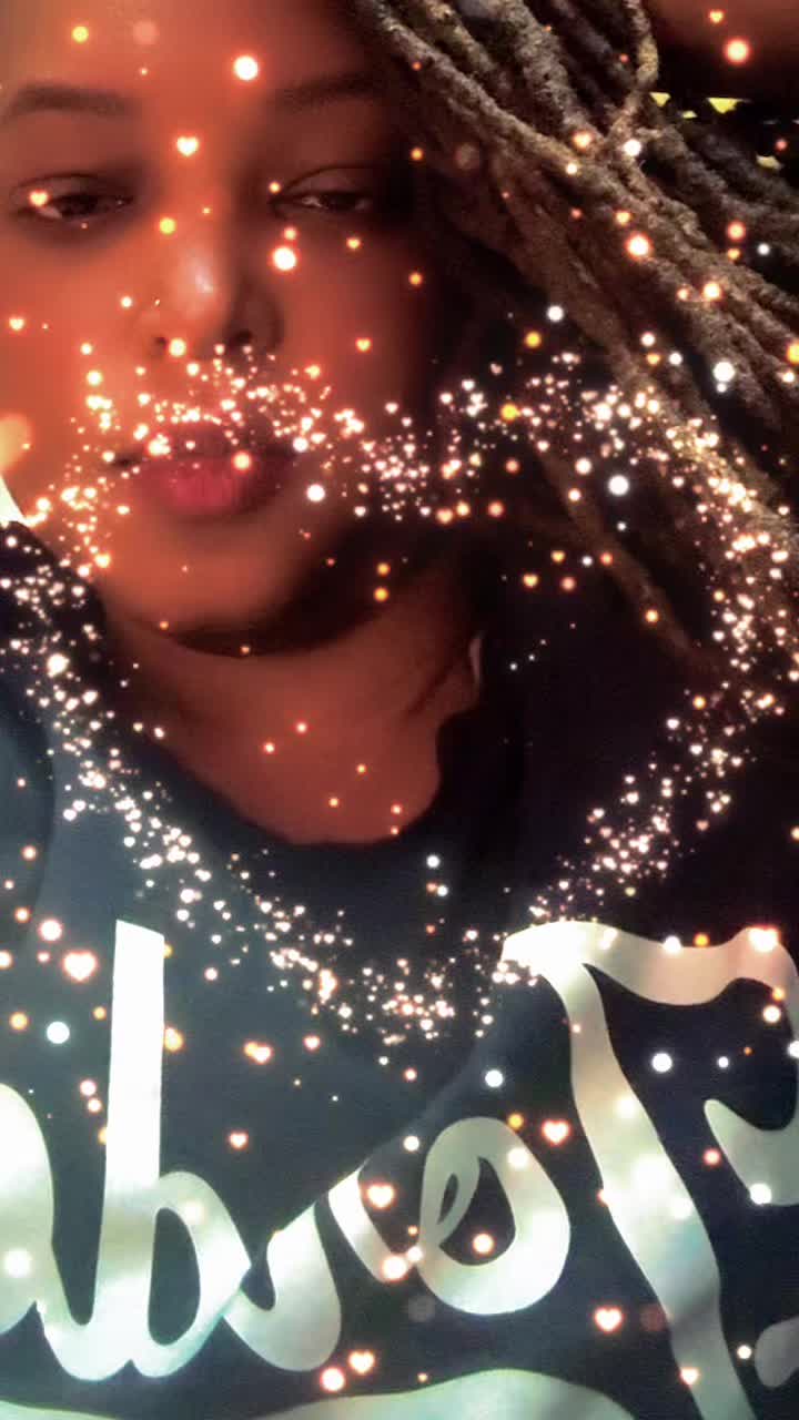 @Bebe