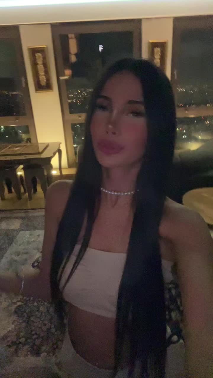@saraborhann