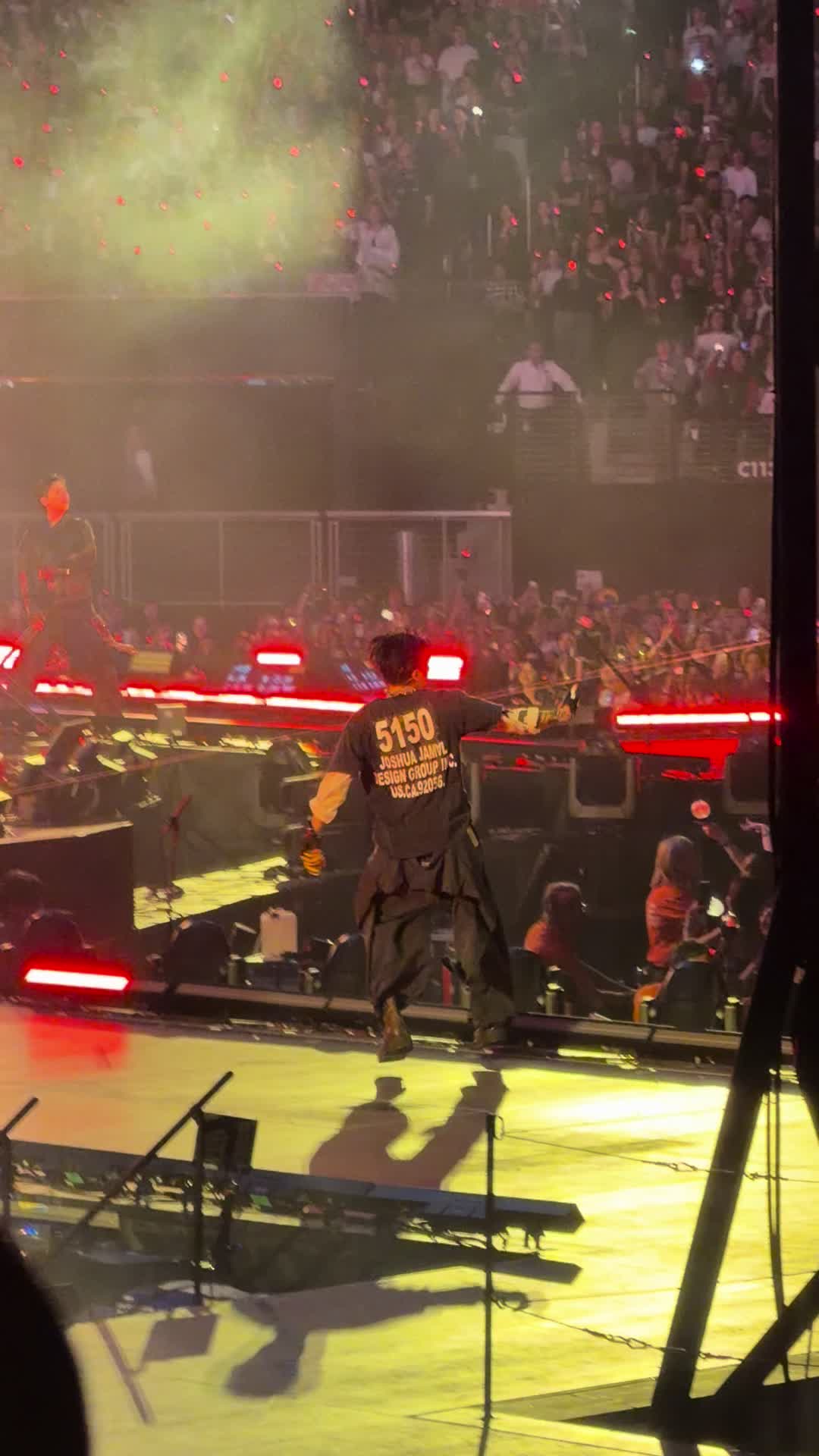 @concertvibesbae