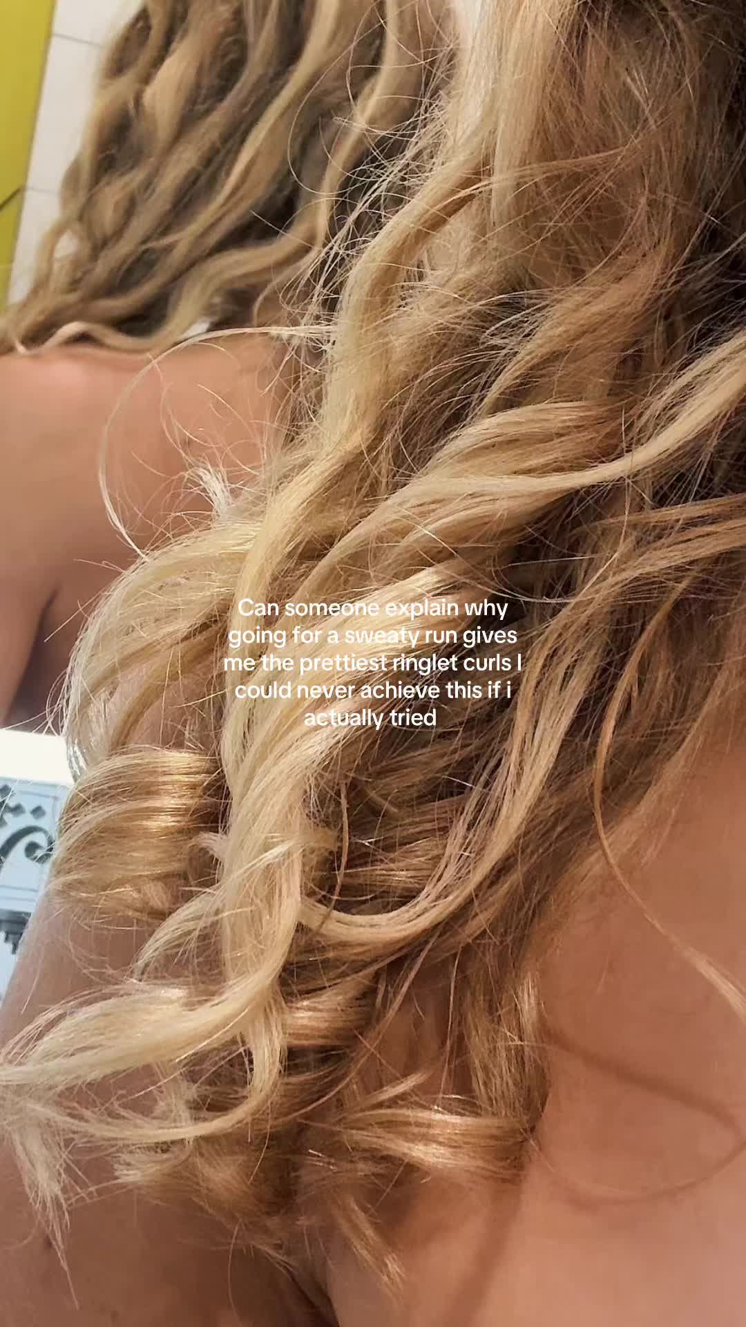 @ellourafit