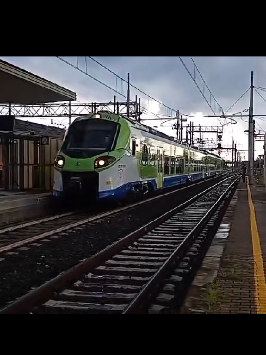 @Italian_trains