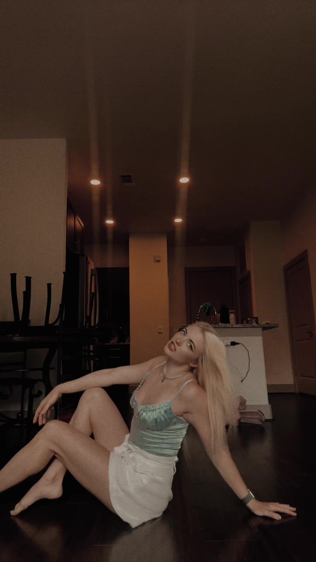 @AJ!