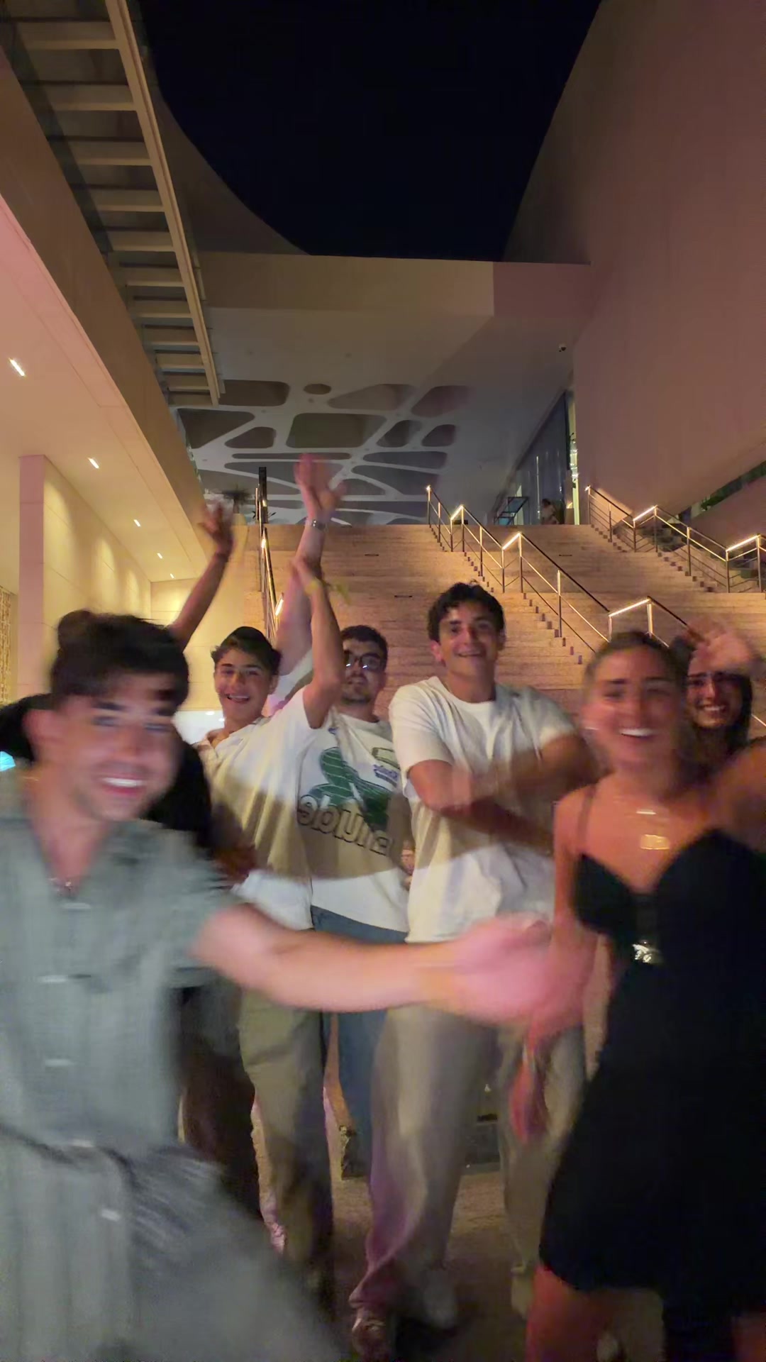 @Mo