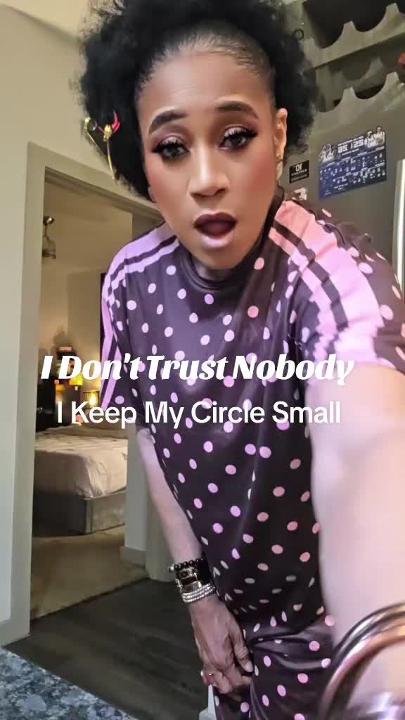 @Demi