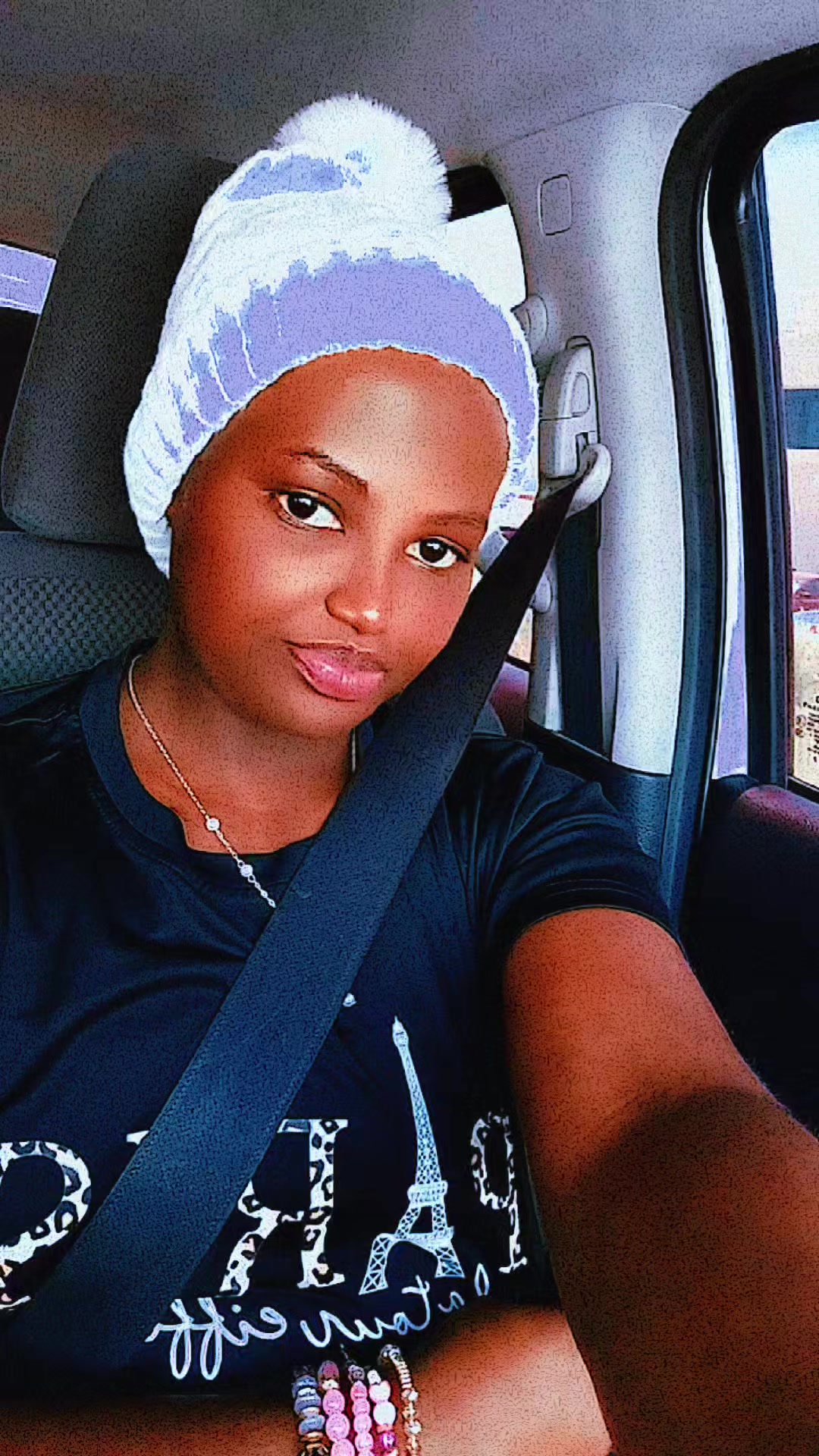 @Aisha Aisha💞