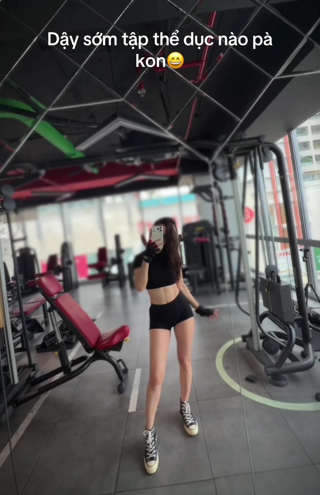 @Nga ơii - U50 còn mải ham chơi