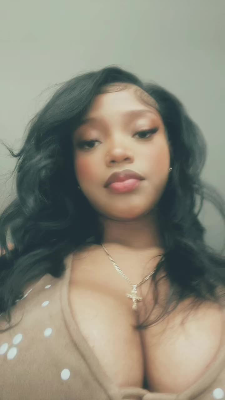 @jenn✭