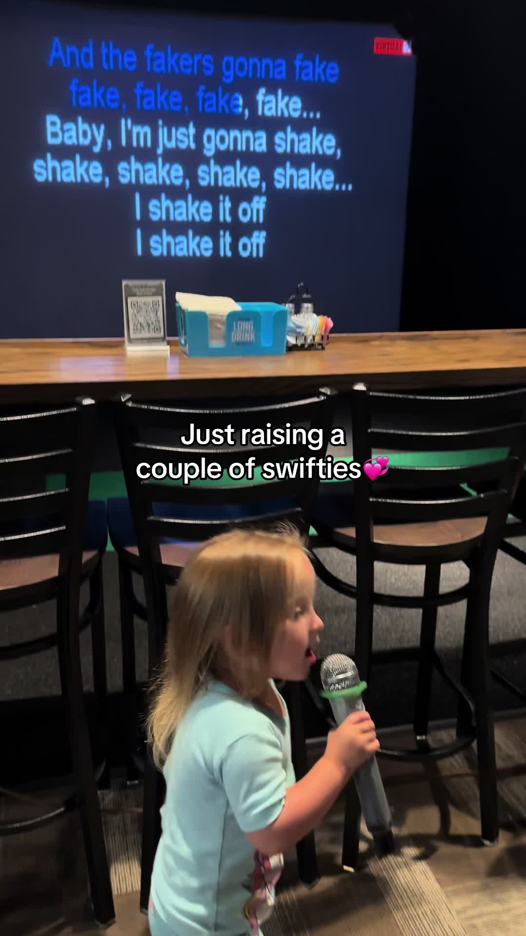 @MilfMommyTay