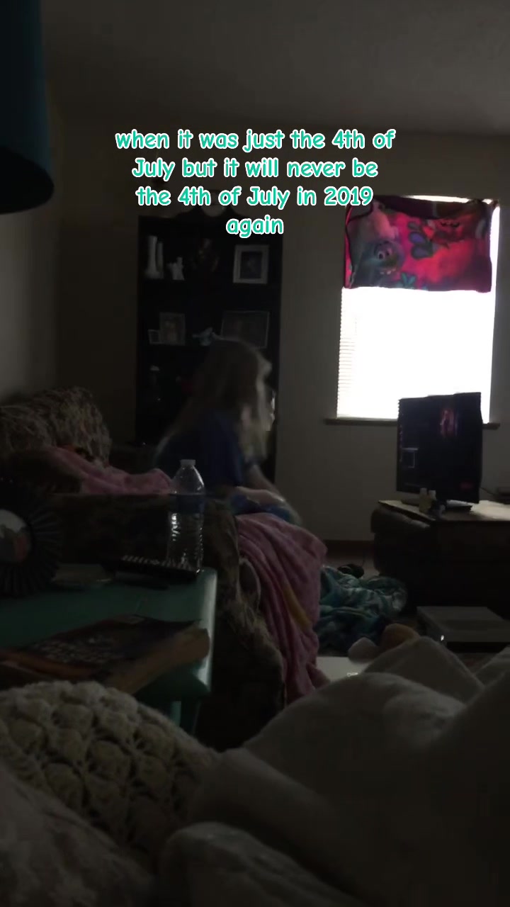 @CHLOANN🦄🧁🍭⭐️