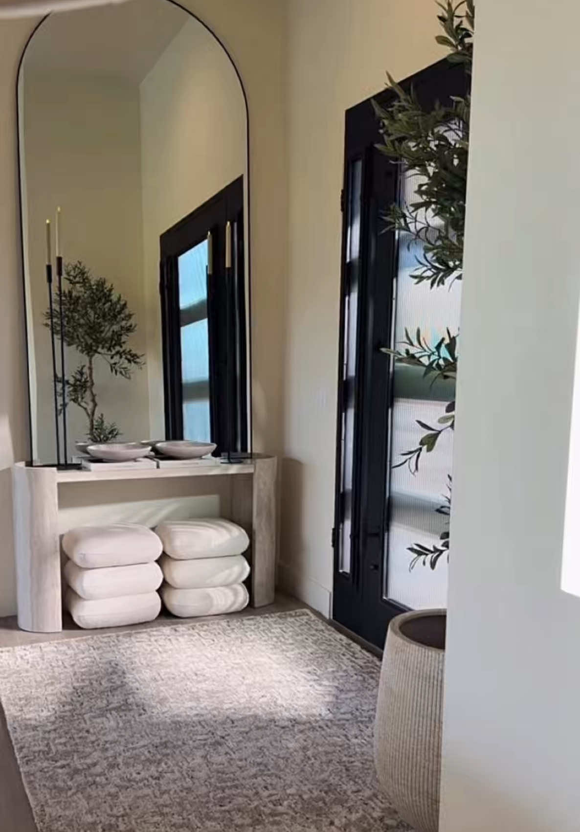 @Summer Thompson • Home Decor