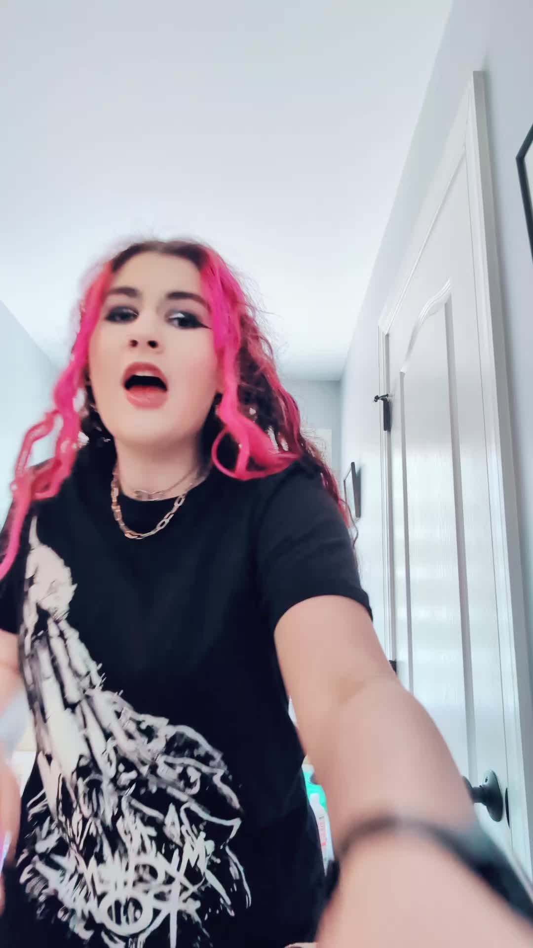 @🩷🖤𝒌𝒂𝒚𝒍𝒂 𝒊𝒗𝒆𝒚🩷🖤