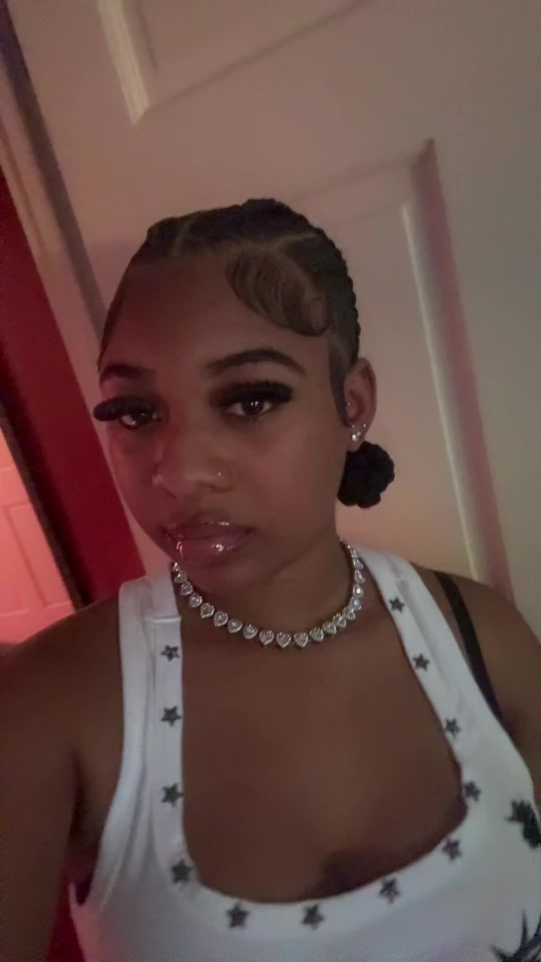 @Niyylashae