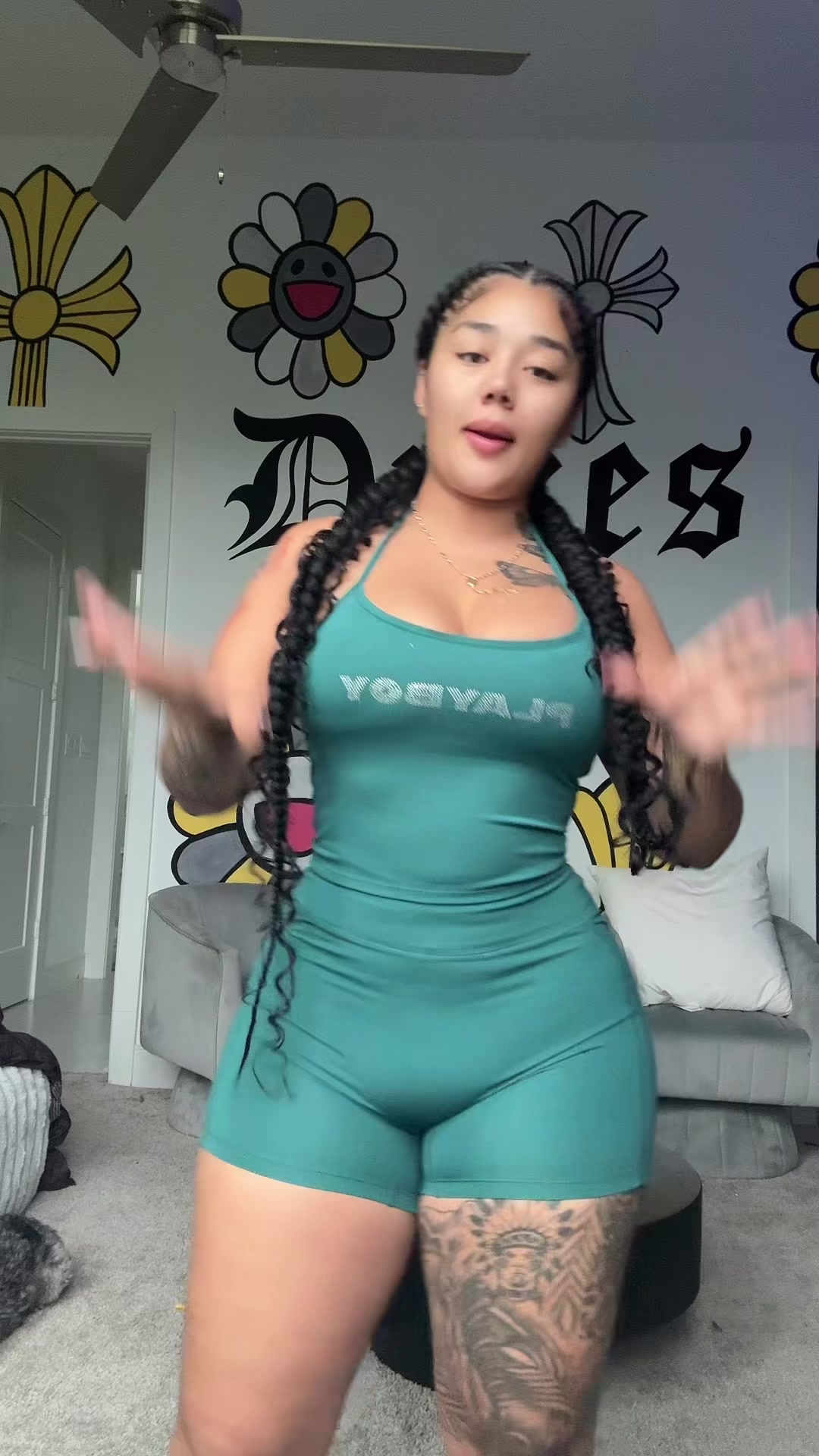 @🐝Daysi’s (queen bees 🐝 LIVE)