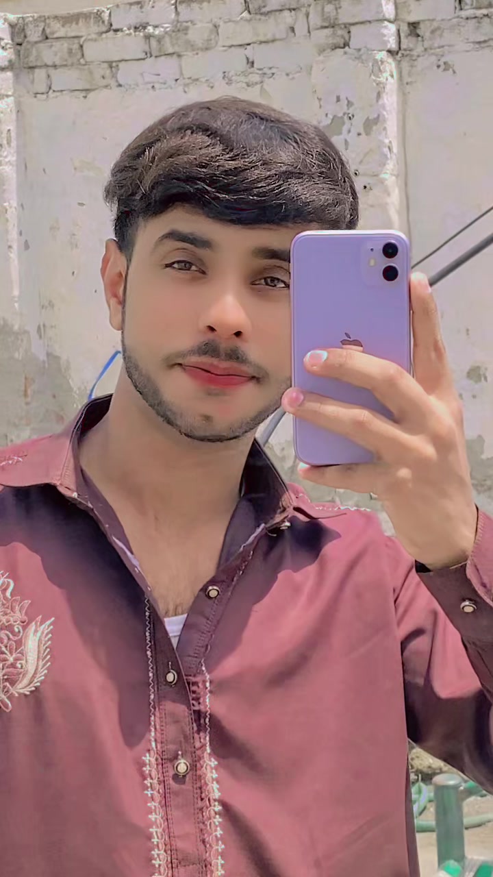 @ملک کہتے ہیں🦅🔥