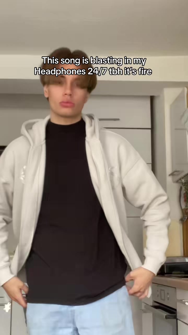@itsmilianofficial