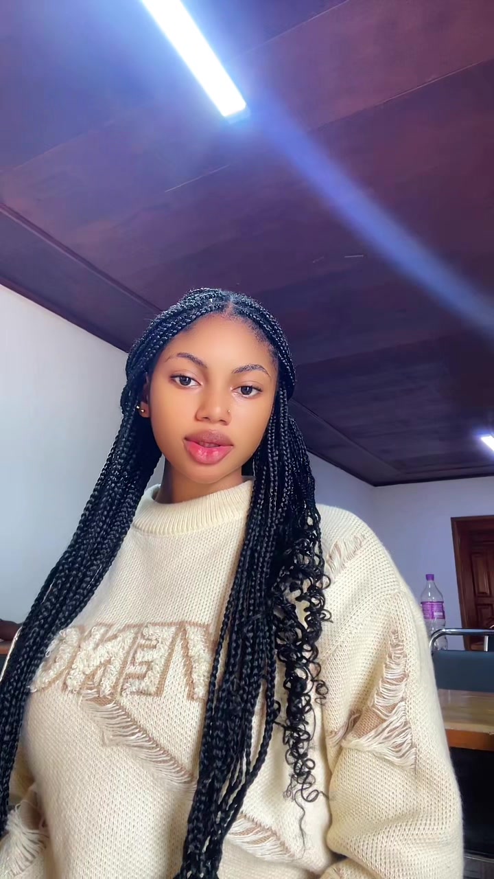 @Chloé.B🇨🇩