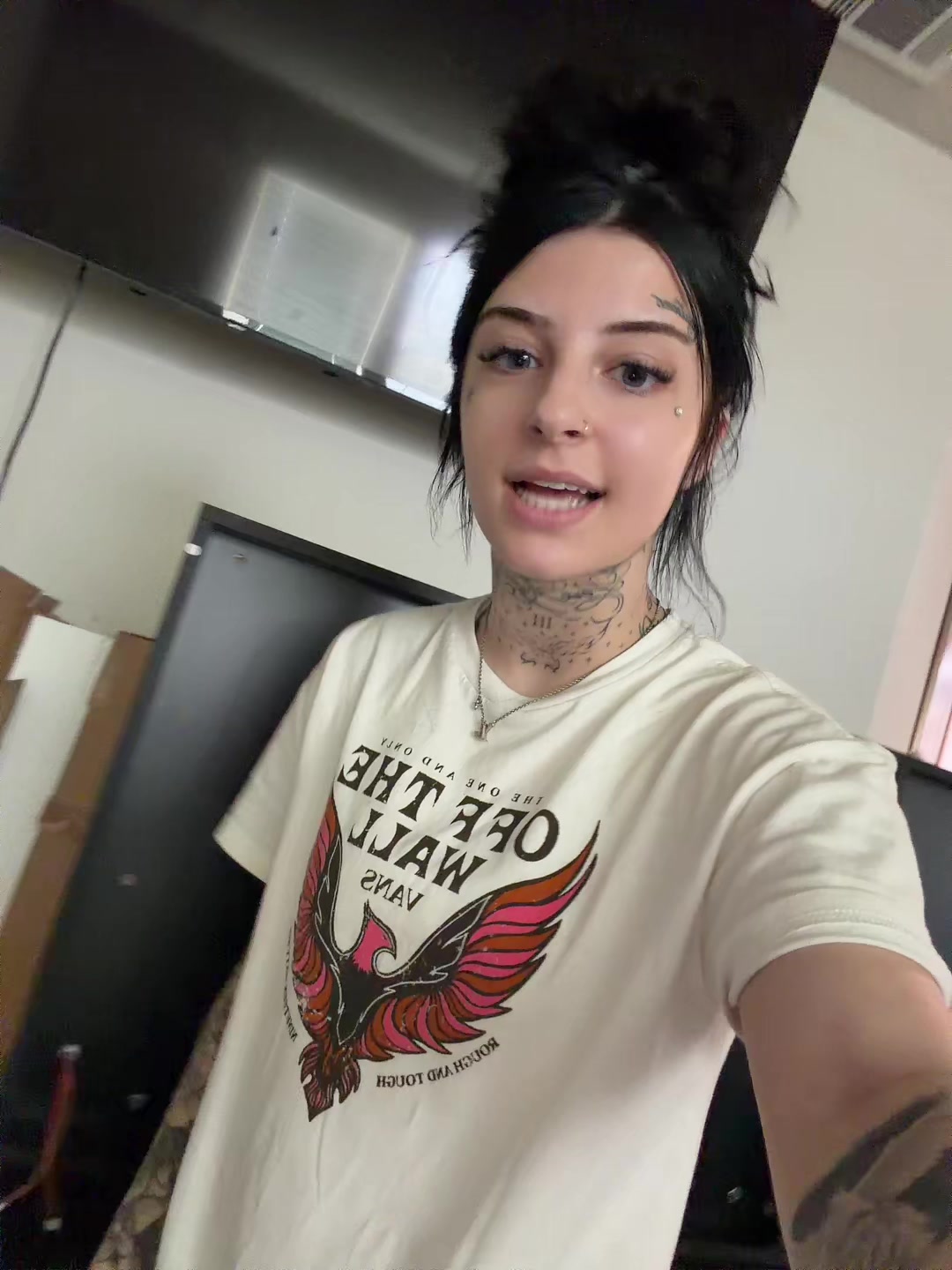@Lilyrrrose