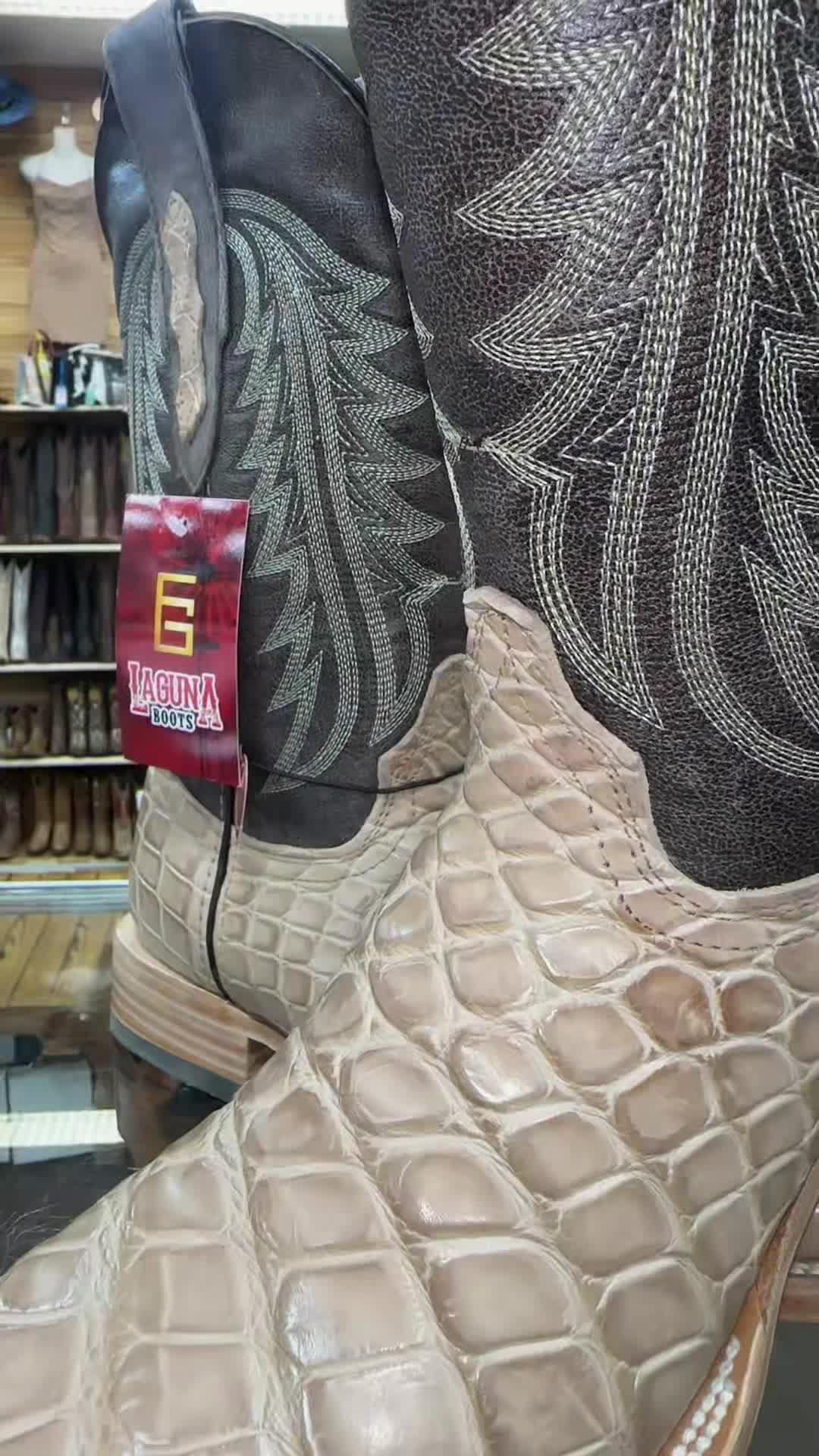 @La Laguna Western Wear