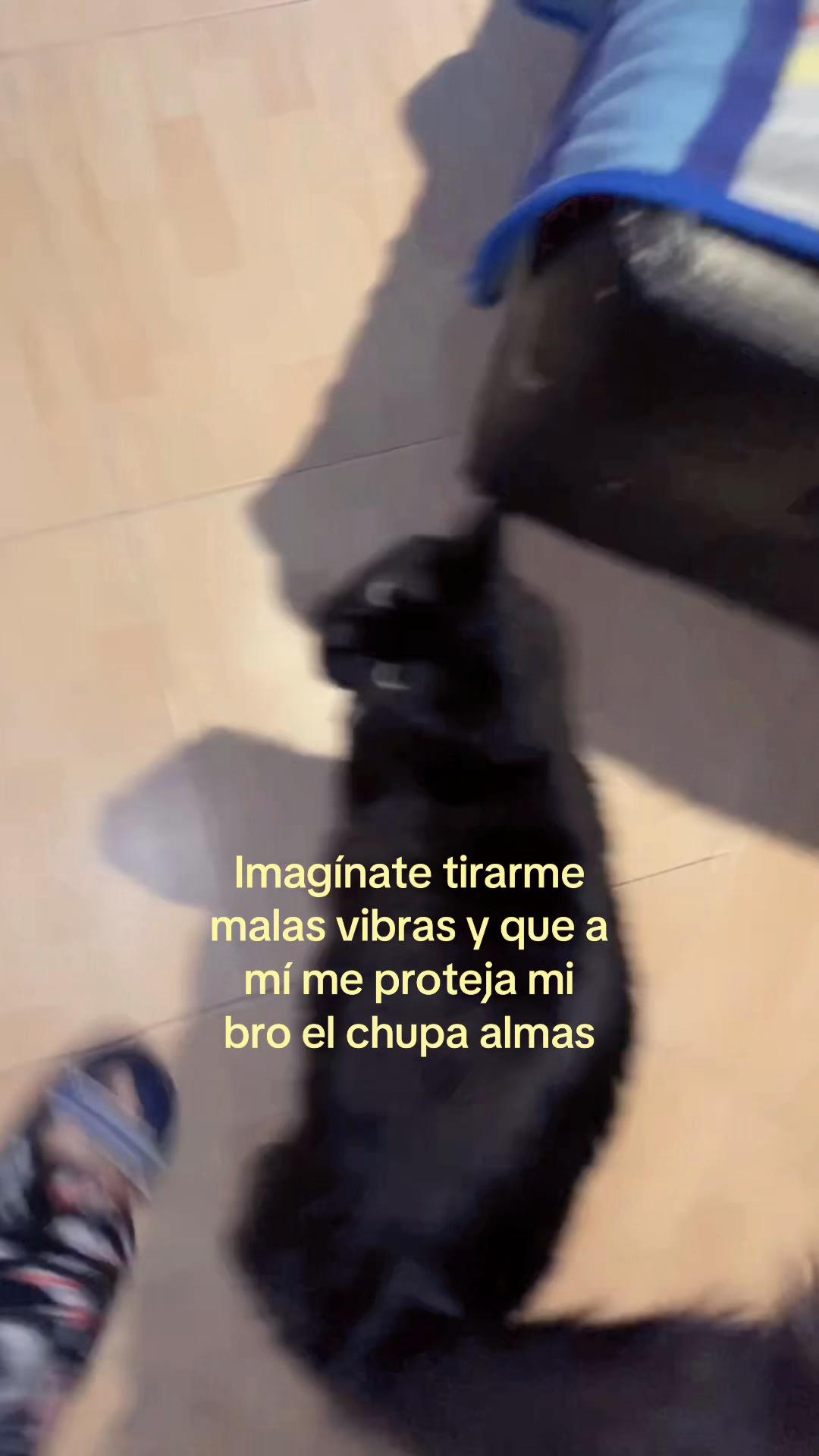 @𐚁