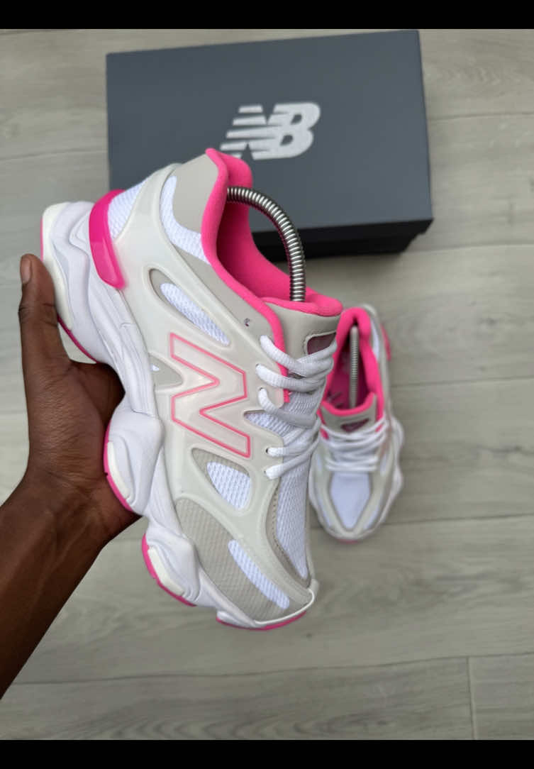 @SNEAKER 🥷