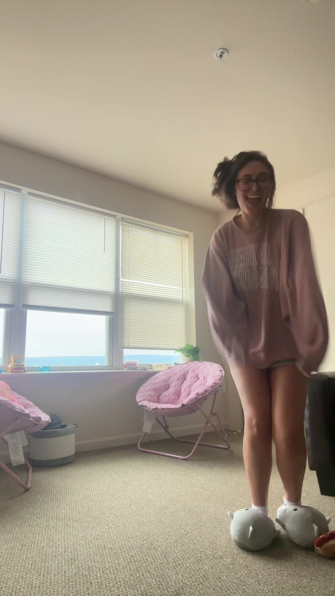 @:3