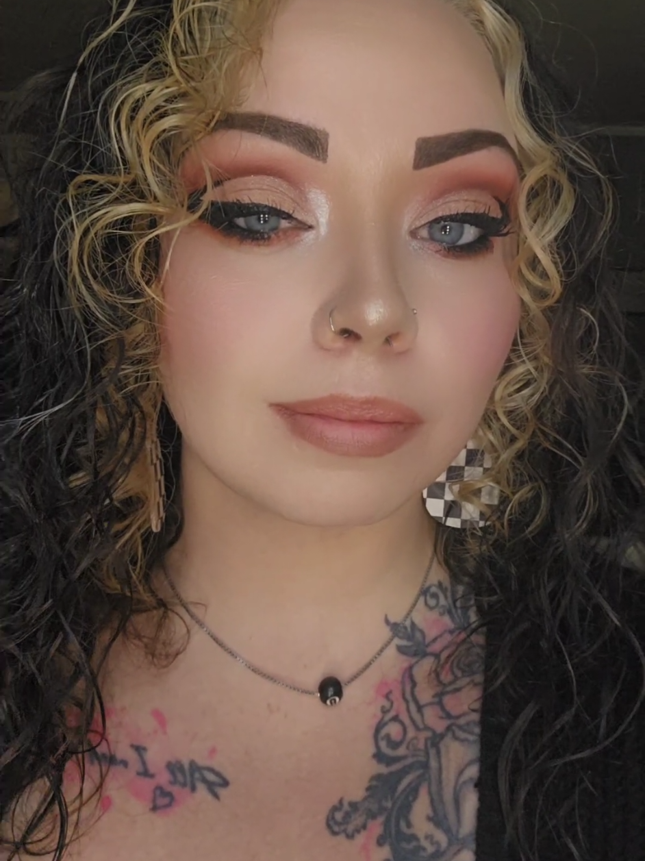 @🖤🎱HeatherLynn🎱🖤