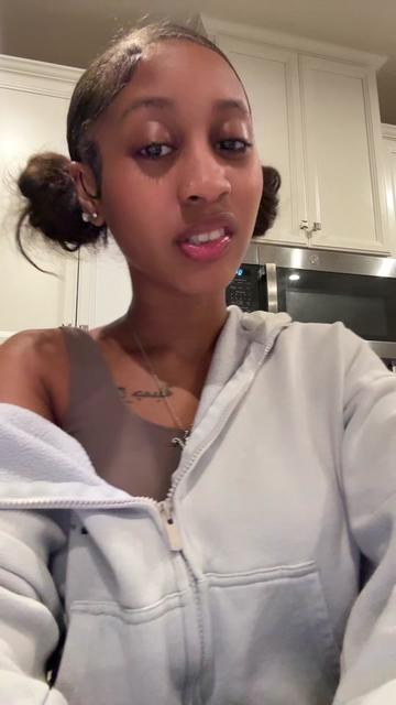 @NIA SIMONE