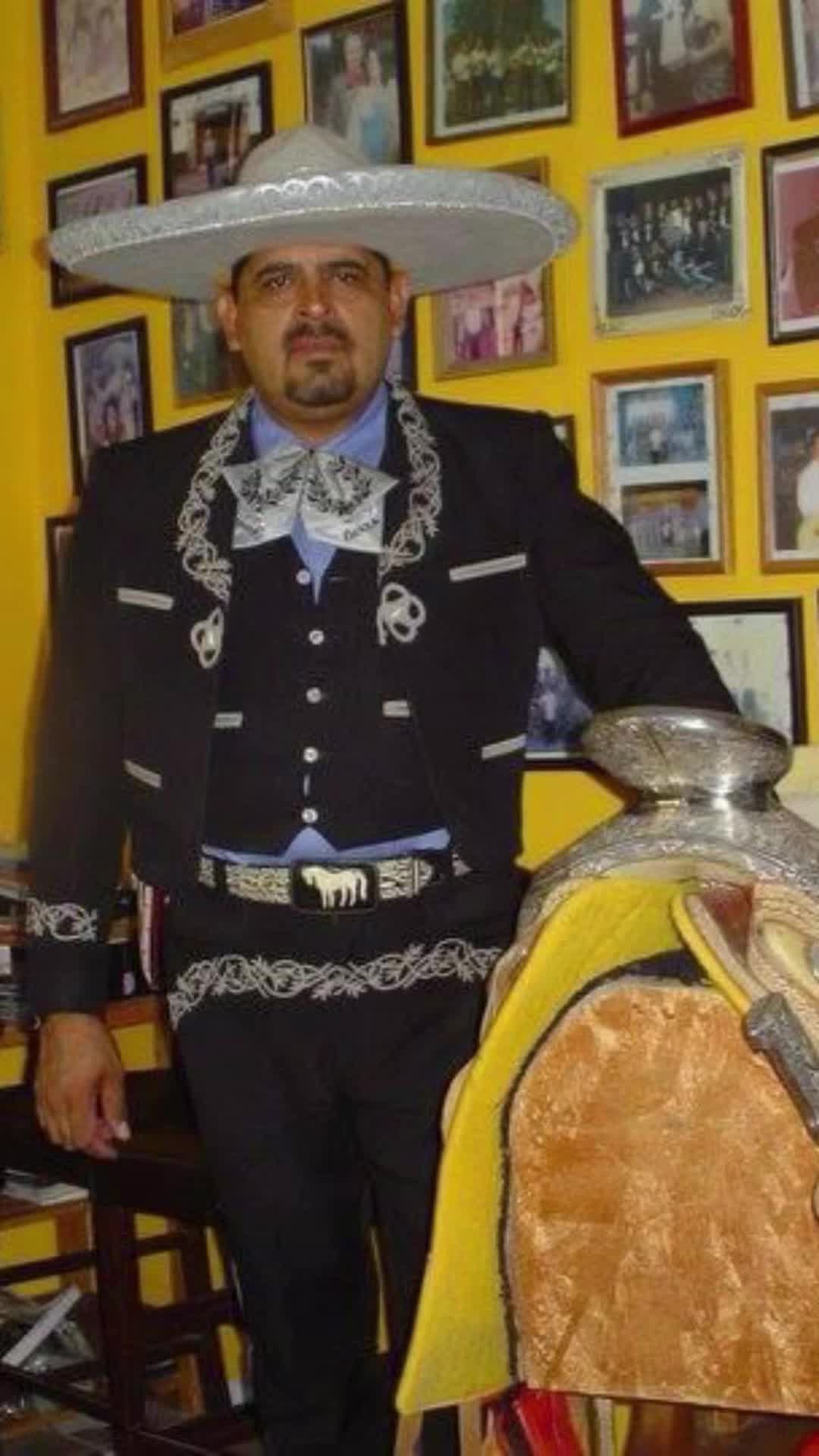 @EL VIEJON BRAVO