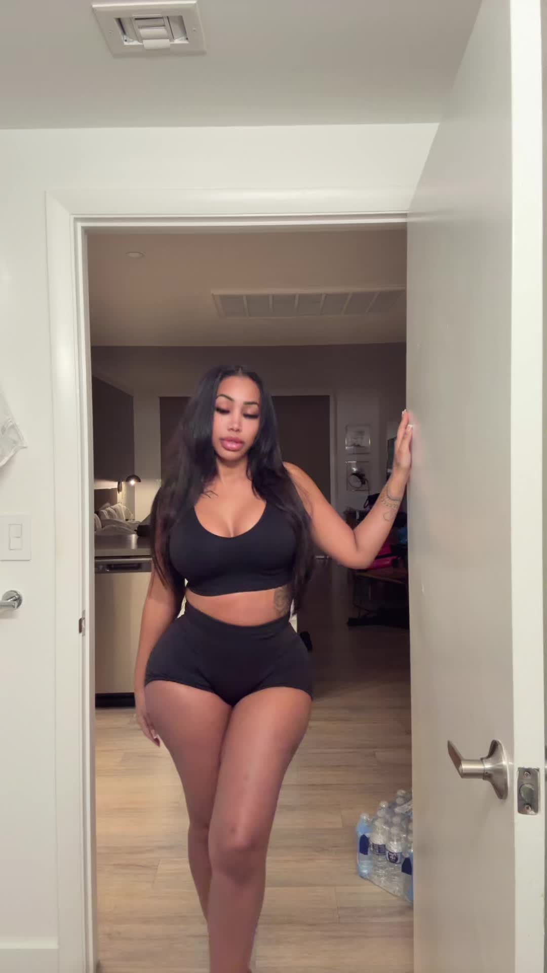@LEYA🍑