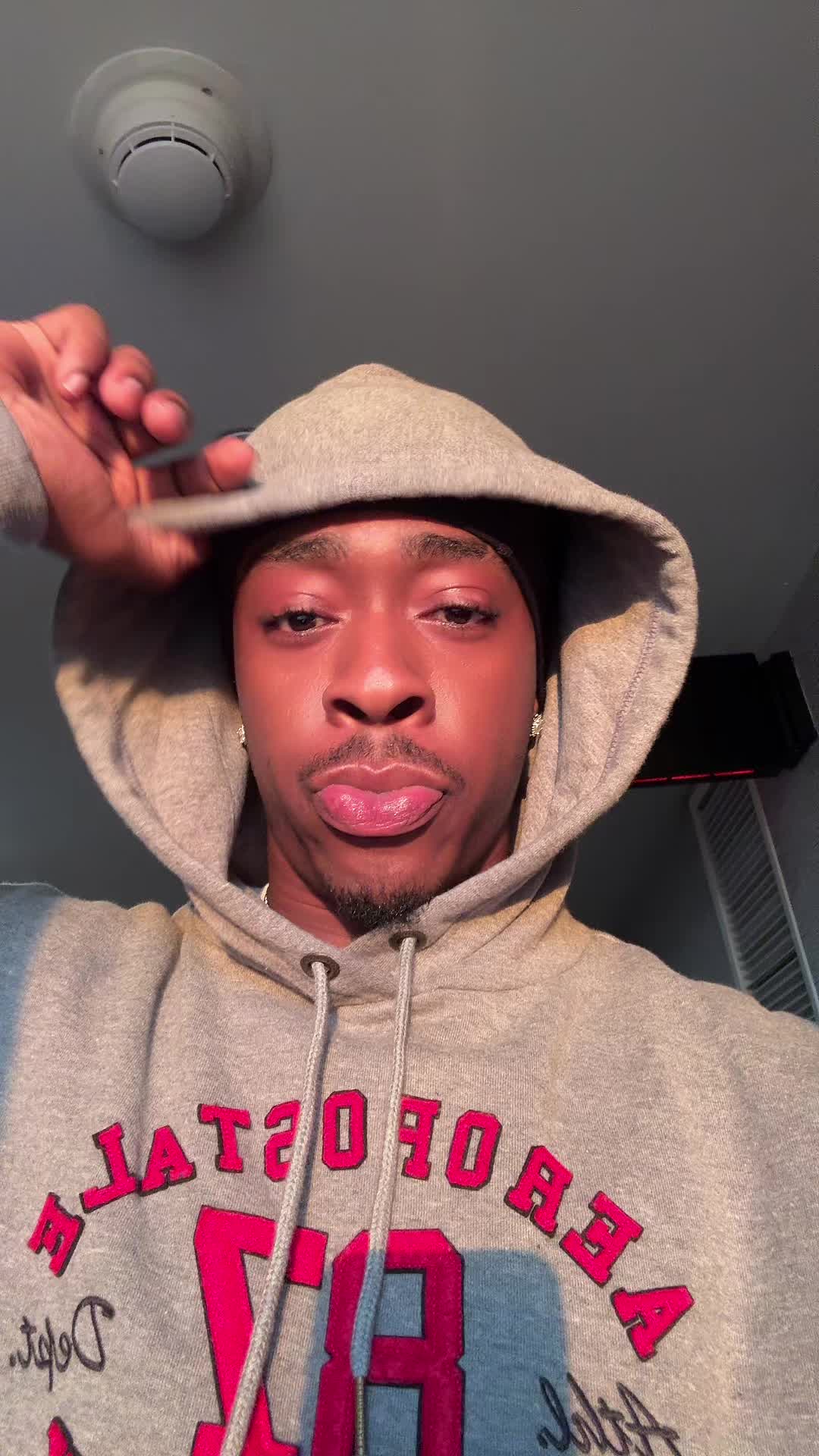 @🧑🏾🦯➡️