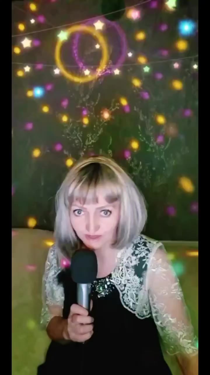@ЛАРИСА  ЛУННАЯ