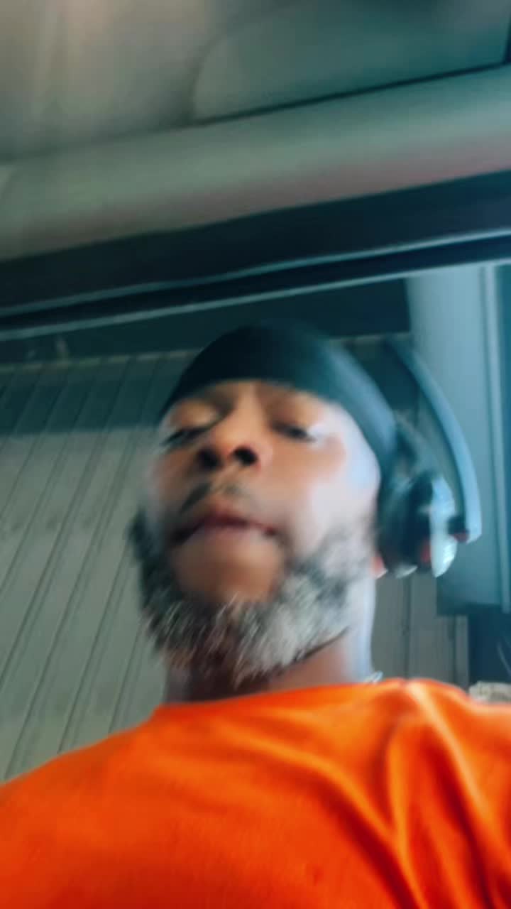 @THESANGINTRUCKER
