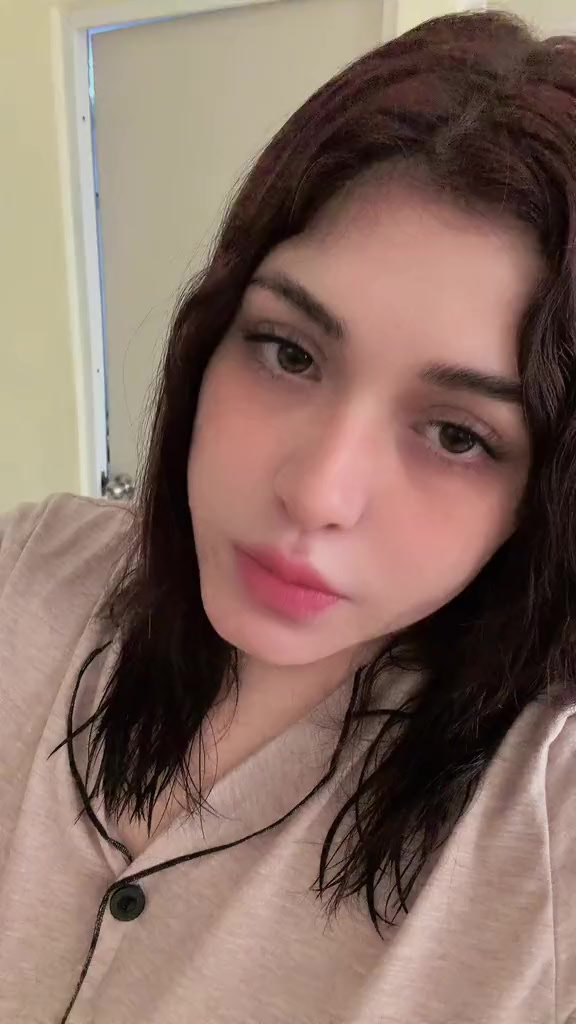 @Adriana🖤