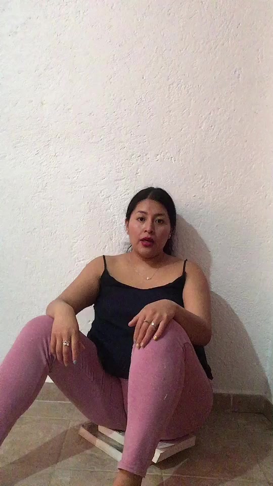 @lolaaokbb en IG