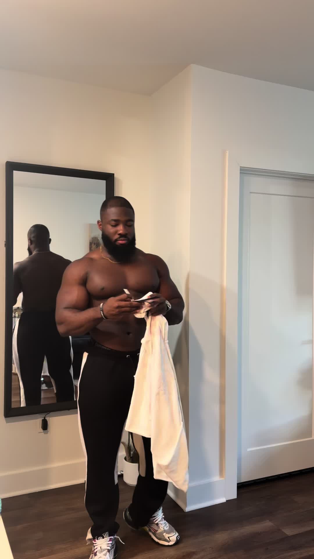@greigorey