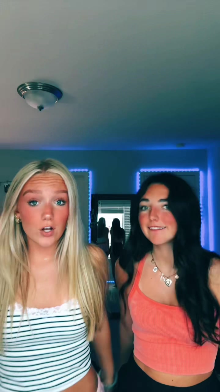 @zoesecretpriv3