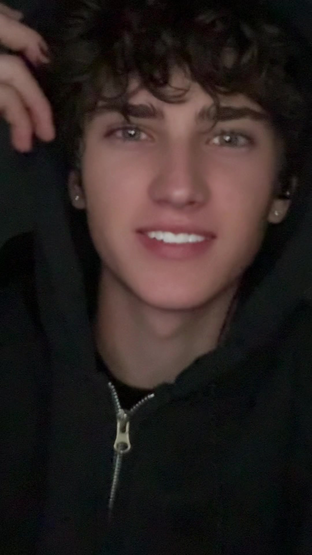 @𝘬𝘢𝘺𝘻
